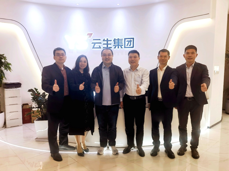 深圳市南山区工信局副局长陈深辉一行莅临3044永利集团官网集团调研走访